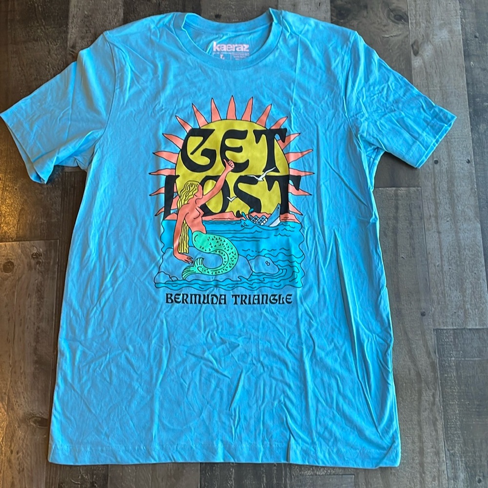 Kaeraz new condition, graphic short sleeve tee